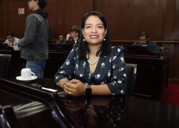 Erendira Isauro celebra aprobación de reforma “no deuda” impulsada por el gobernador Bedolla