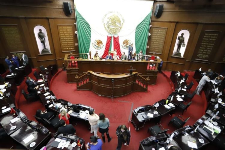 Determina la 76 Legislatura no reelegir a Griselda Lagunas como magistrada del TJAMICH