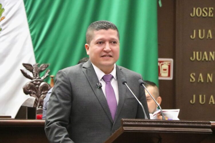 Propone Vicente Gómez armonizar reformas federales en material de igualdad sustantiva entre mujeres y hombres