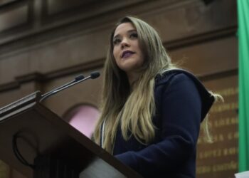 Desde tribuna, Xóchitl Ruíz propone donación de un mes de salario de diputados de la LXXVI Legislatura para familias de militares caídos