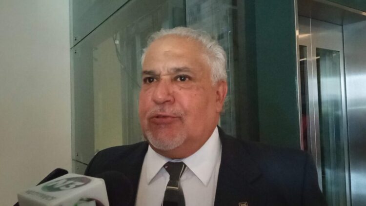 Miente la rectora: Tena Flores