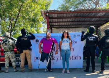 Catea FGE dos inmuebles en el Tianguis Limonero de Múgica; hay tres detenidos