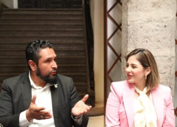 Brissa Arroyo hace alianza con el Sindicato Mexicano de Salud (SIMESA)