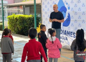 Adolfo Torres Ramírez fortalece educación sobre el cuidado del agua en escuelas de Morelia