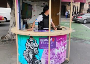 Módulos turísticos en zonas estratégicas, son parte del programa Punto Naranja