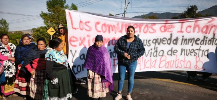 Con bloqueo carretero, la comunidad de Ichán exige la presentación con vida de Flora Alicia Bautista