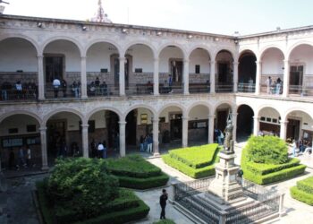 Pase universal al Bachillerato Nicolaita para todo estudiante de secundaria