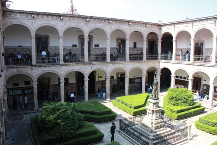 Pase universal al Bachillerato Nicolaita para todo estudiante de secundaria