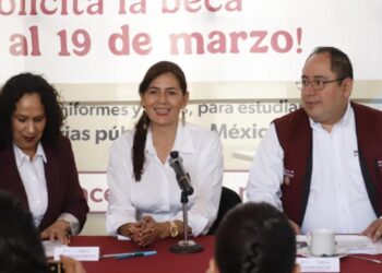 Inédito rescate de derechos educativos con becas: Gabriela Molina