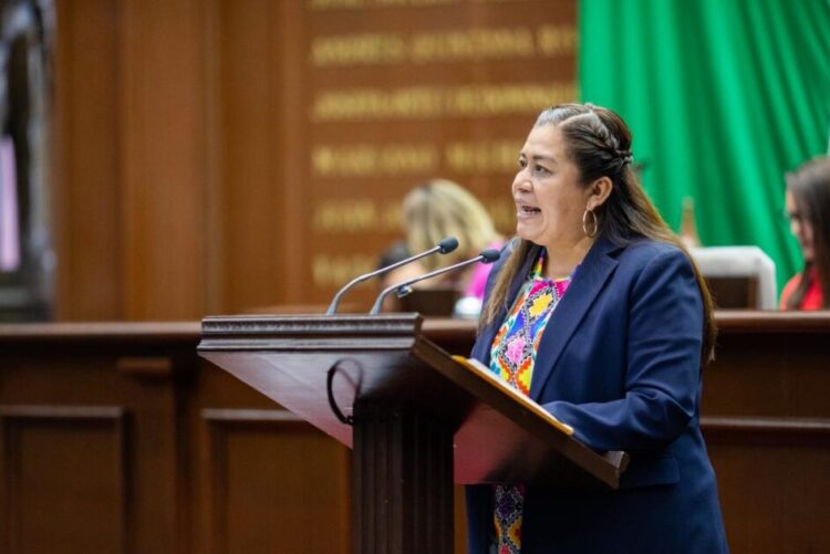 Presenta Belinda Iturbide iniciativa para reformar la Ley del Agua en Michoacán
