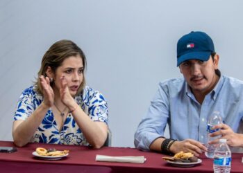 Diputada Brissa Arroyo abre las puertas del Congreso a las Juventudes