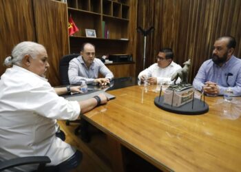 Ante el Congreso, SUEUM denuncia violación de la nueva Ley Orgánica de la Benemérita y Centenaria Universidad Michoacana de San Nicolas de Hidalgo