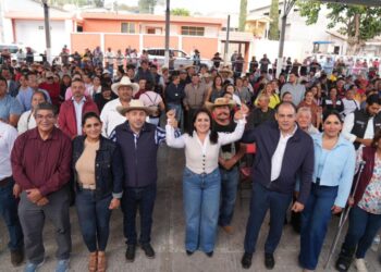 Gladyz Butanda aglutina respaldo de alcaldes, diputados y referentes rumbo a 2027