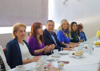 Mujeres empresarias son motor de la economía en Michoacán: JC Barragán