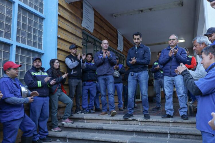 Adolfo Torres encabeza arranque de trabajos en el canal de Cointzio para fortalecer servicio