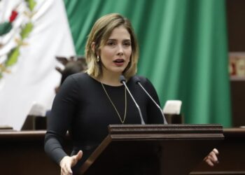 Diputada Brissa Arroyo plantea desarrollo policial con perspectiva de género