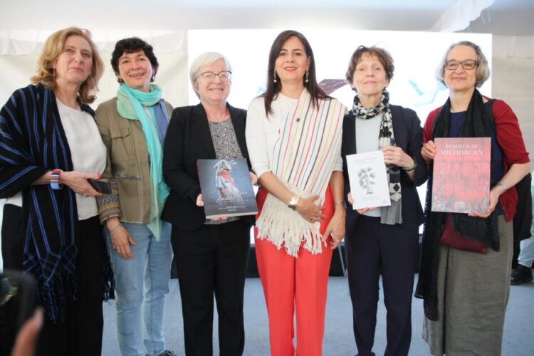 Leer transforma con la Fiesta del Libro y la Rosa: Gabriela Molina