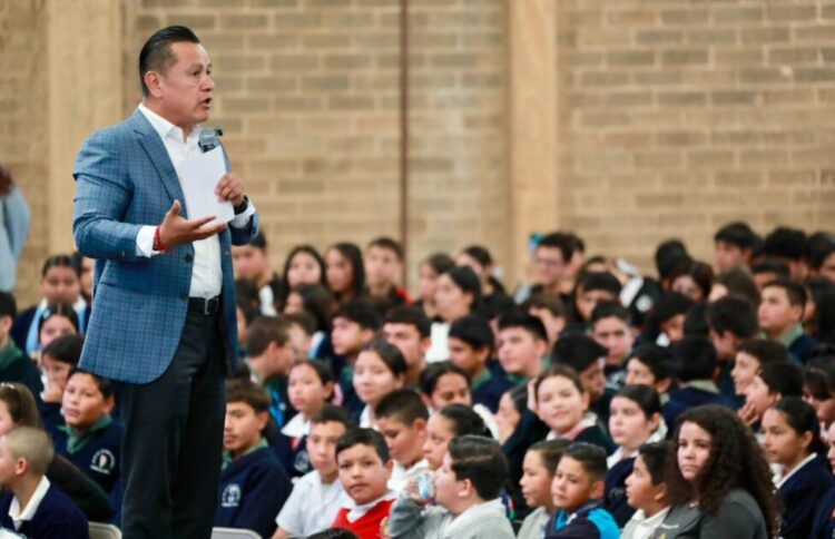 CTP fortalece la prevención digital con foro de ciberseguridad ante más de mil asistentes en Churintzio