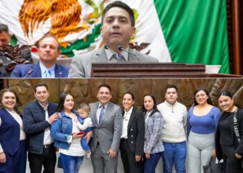 Iván Vera impulsa iniciativa para reconocer la educación de personas con autismo, neurodivergencias y enfermedades raras en Michoacán