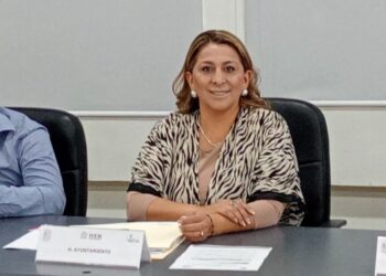 Alma Mireya González fortalece gestiones ante el IVEM para ampliar apoyos de vivienda en Quiroga