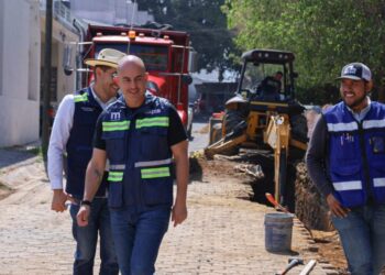 Renovación de red sanitaria en la colonia Mirador beneficia a cientos de familias morelianas: Adolfo Torres