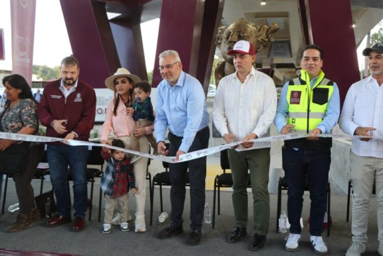 Reconoce Baltazar Gaona impacto del Paso Superior “Carlos Manzo” en la movilidad y desarrollo de Uruapan