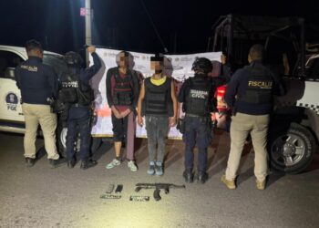 Tras enfrentamiento, detiene Guardia Civil a 2 hombres armados en Cuitzeo