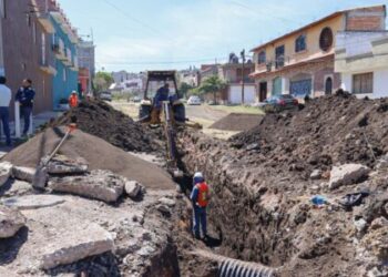Más obra y mejores servicios en la colonia Ilustres Novohispanos: Adolfo Torres