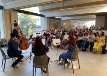 Paola Delgadillo acerca experiencias musicales inclusivas a niñas y niños con autismo