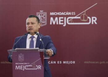 Heroísmo estudiantil y acción institucional permitieron contención inmediata en caso Lázaro Cárdenas: Carlos Torres Piña