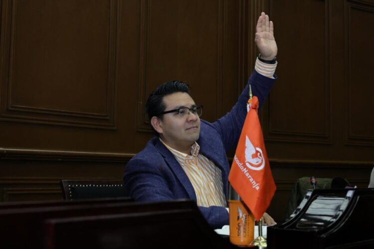 Movimiento Ciudadano es coherente al priorizar siempre el desarrollo nacional: Toño Carreño