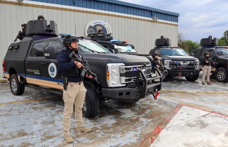 Refuerza FGE su capacidad operativa con la adquisición de vehículos blindados tácticos