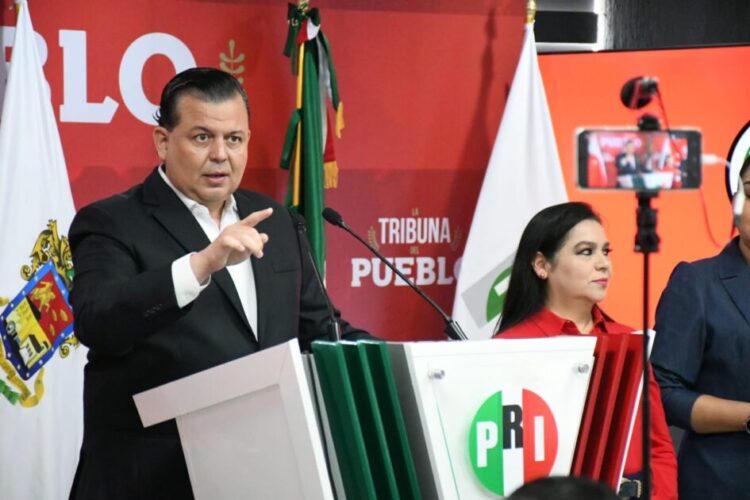 Por indolencia y omisión del Gobierno de Bedolla asesinan al ambientalista Roberto Chávez: Memo Valencia