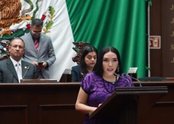 Propone Adriana Campos Huirache garantizar atención integral a mujeres en climaterio y menopausia