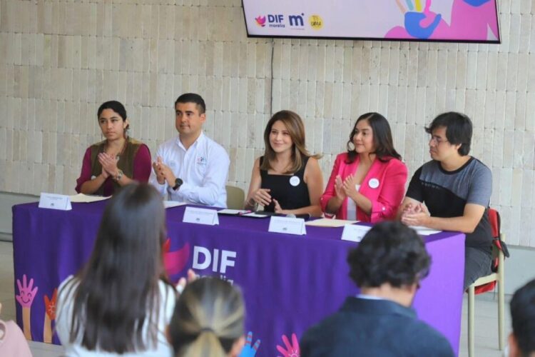 Paola Delgadillo inicia censo de población autista