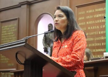 Propone diputada Erendira Isauro fortalecer apoyo municipal al sector artesanal en Michoacán