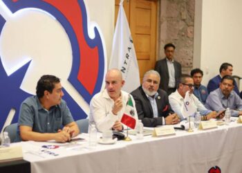 Adolfo Torres establece ruta conjunta de trabajo con Canacintra Morelia