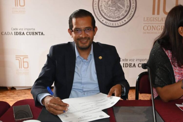 Invita Conrado Paz a participar en concurso Dibujo Parlamentario 2026