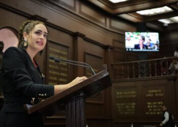 Sandra Arreola presenta iniciativa para garantizar intérpretes de Lengua de Señas en los Servicios de Salud de Michoacán