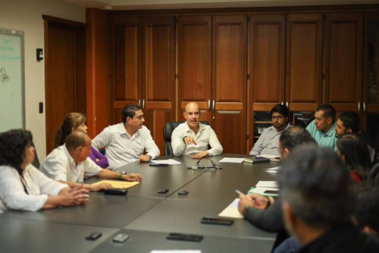 Adolfo Torres sostuvo reunión de trabajo con las colonias Primo Tapia, Pino Suárez e Ilustres Novohispanos