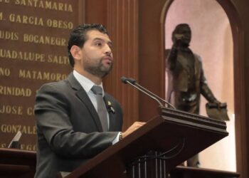 Propone Octavio Ocampo cárcel para el “halconeo digital” y el espionaje con cámaras ilegales en Michoacán