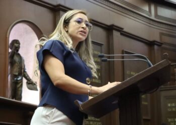 Propone Grecia Aguilar frenar aumento a peajes por impacto directo a la economía familiar
