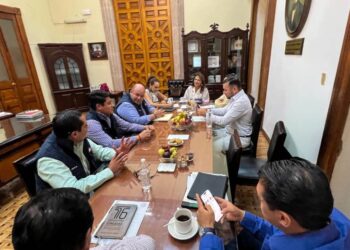 Recibe JUCOPO iniciativa ciudadana por parte de la CMIC