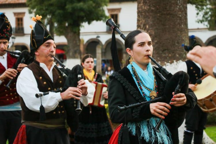 La magia de las gaitas gallegas estarán hoy y mañana en Morelia