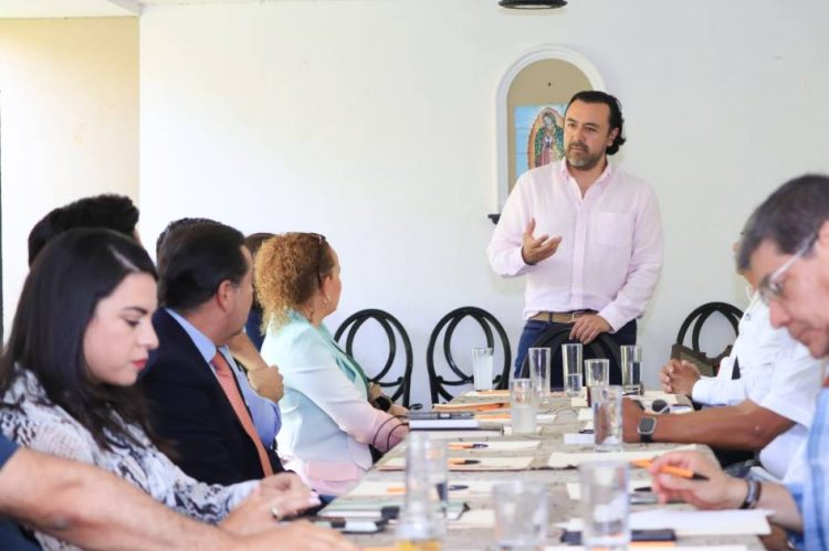 Liderazgos empresariales, acádemicos, politícos y sociales cierran filas con Gilberto Morelos