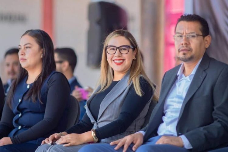 *Conmemora Dayana Pérez el 164 aniversario de la Batalla de Puebla