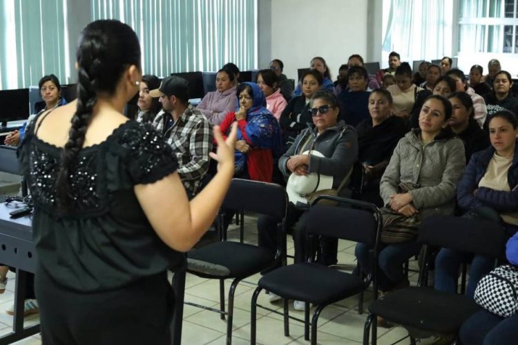 Se mantendrá calendario escolar oficial en Michoacán