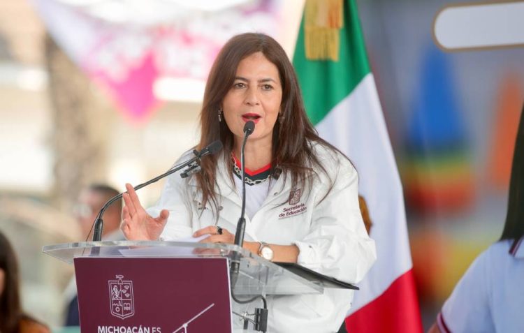 Dignidad y justicia, motor que transforma las aulas: Gabriela Molina