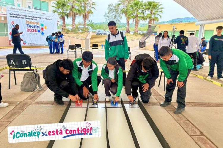 Conalep Zacapu conquista 4 podios en competencia regional de robótica
