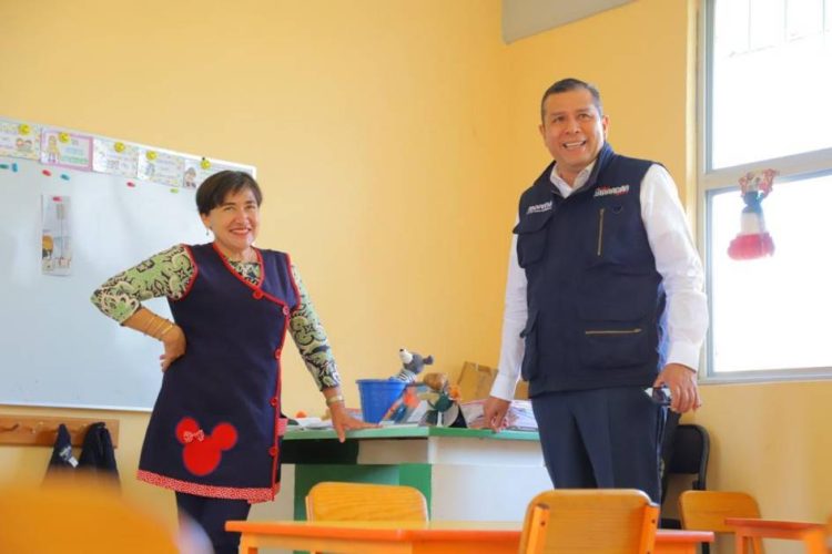 Las maestras y maestros son el corazón de la educación: JC Barragán